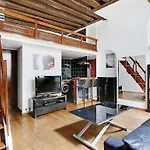 Paris Marais Ville De Verre77